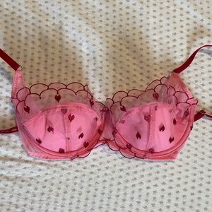 Adore Me heart bra - 30DD